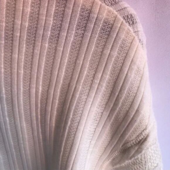 Love on a Hanger NWT Cream Sweater - Picture 6 of 8